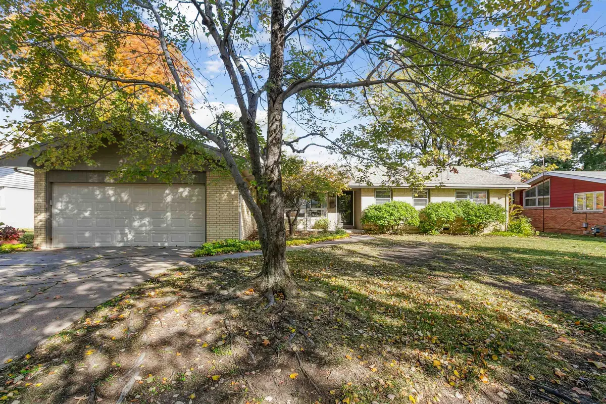 6628 E Murdock St, Wichita, KS 67208 - Image #1