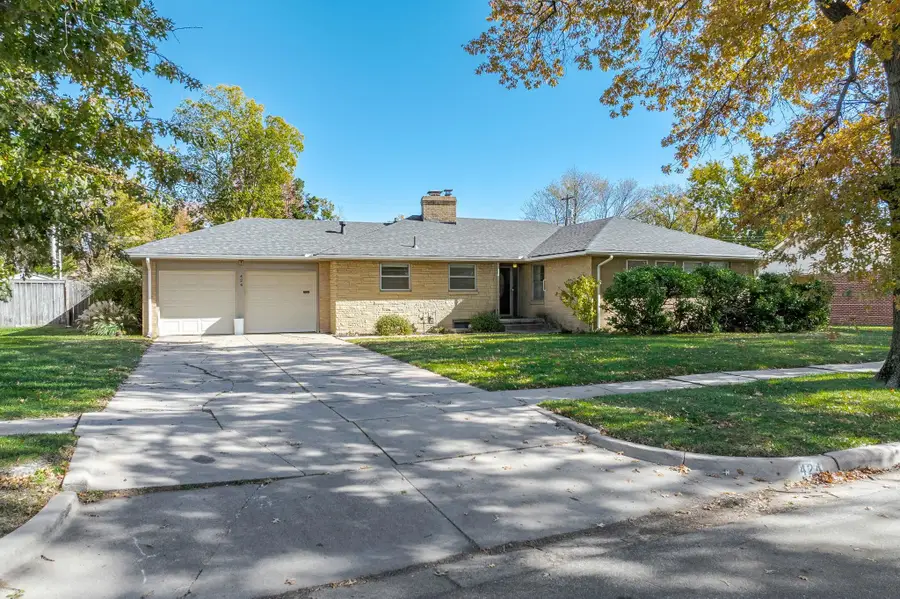 424 S Lexington Rd, Wichita, KS 67218 - Image #2