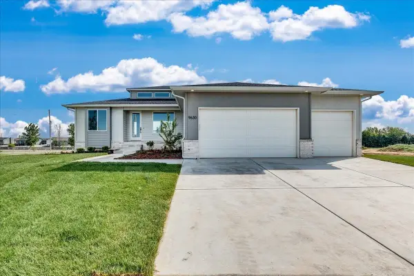 9630 W Cedar Lane, Maize, KS 67101