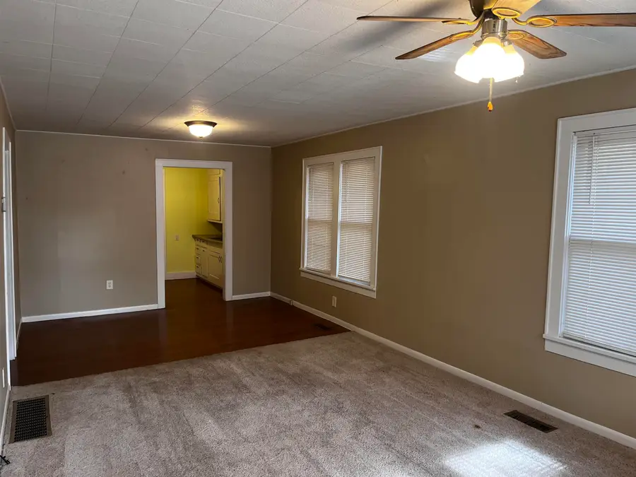 808 W 5th, Newton, KS 67114 - Image #3