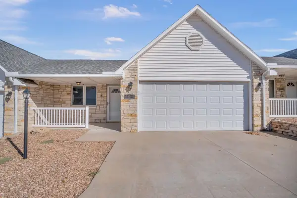 321 E 12th St #106, Newton, KS 67114