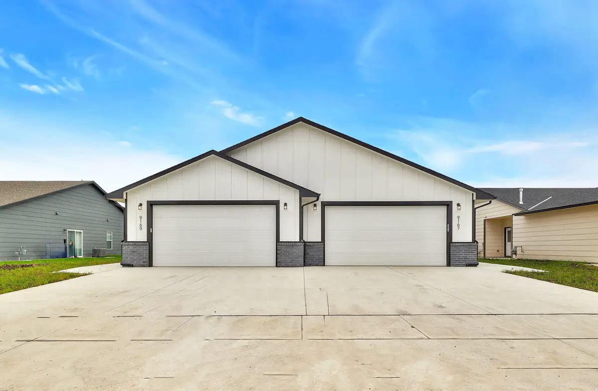 9167 E Chris St, Bel Aire, KS 67226 - Image #1