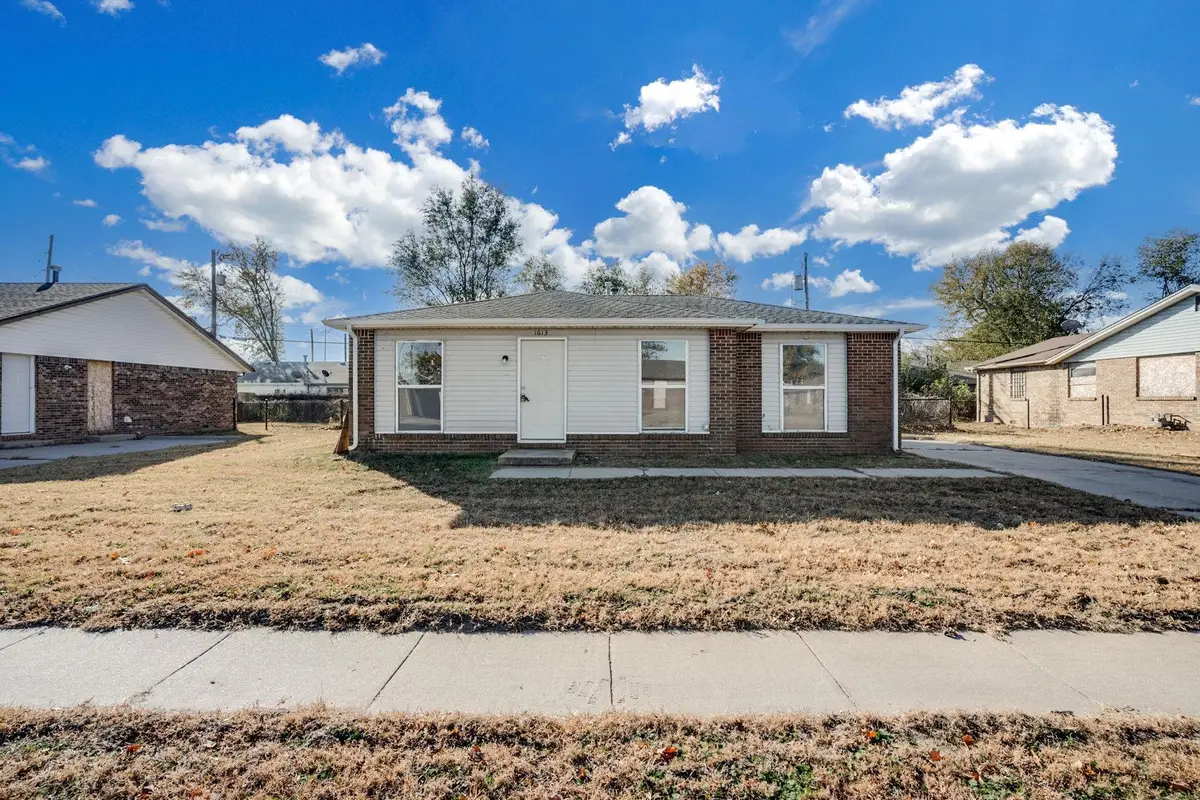 1613 E Del Mar St, Wichita, KS 67216 - Image #1