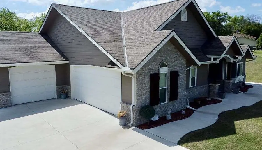 2545 E Vine, Parkerfield, KS 67005 - Image #2