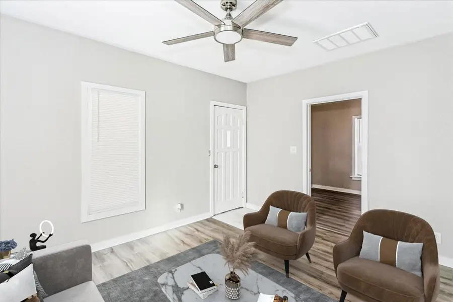 104 N Main St, Rose Hill, KS 67133 - Image #2