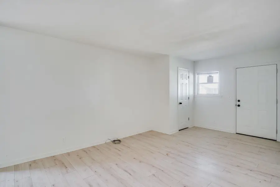 1621 E Catalina St, Wichita, KS 67216 - Image #3