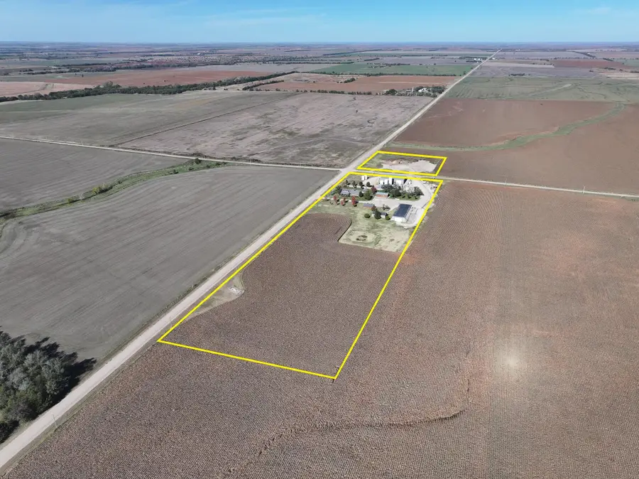 810 29th Rd, Little River, KS 67457 - Image #2