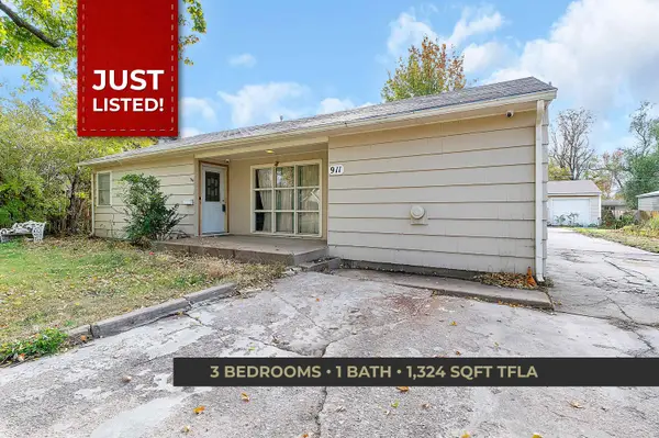 911 E 1st St, Newton, KS 67114-3902