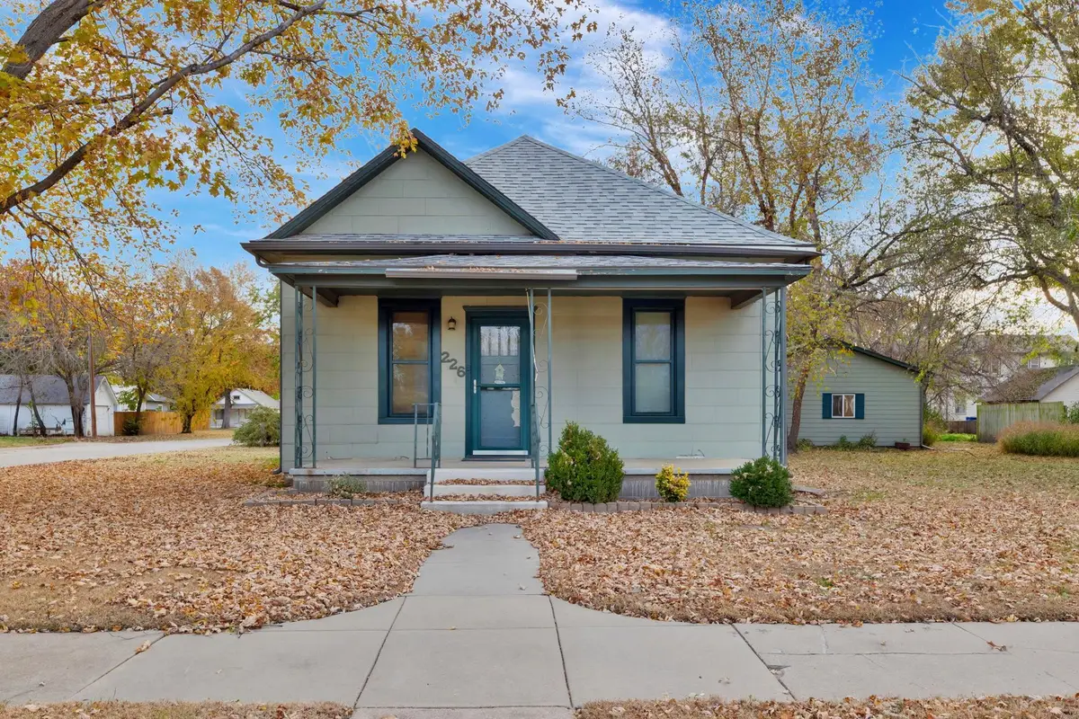 226 N Daily Rd, Mount Hope, KS 67108 - Image #1