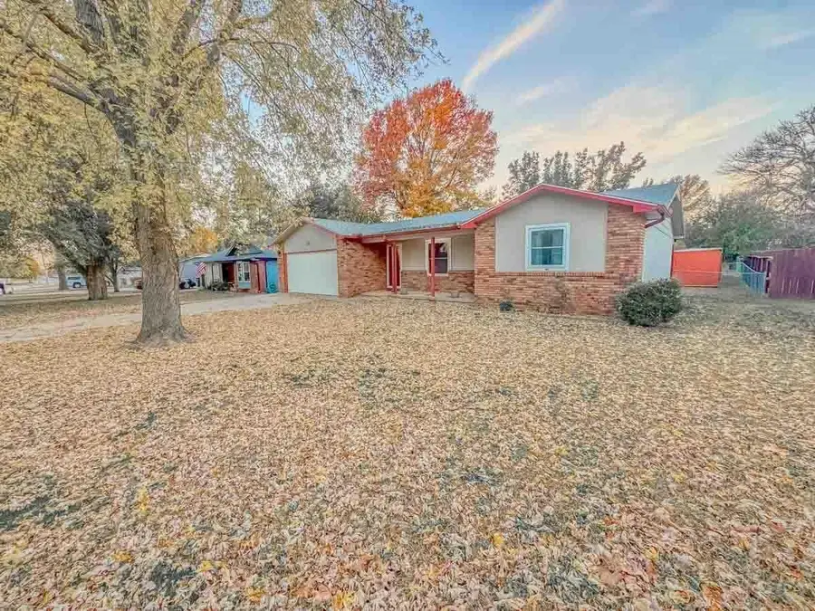 1727 N 10th St, Arkansas City, KS 67005 - Image #3