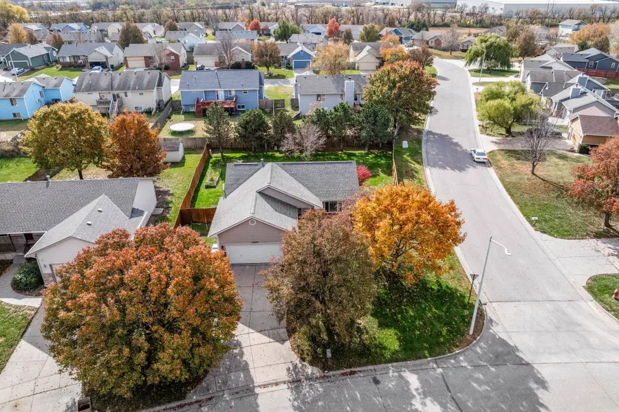 1427 E Village Estates Drive, Park City, KS 67219 - Image #3