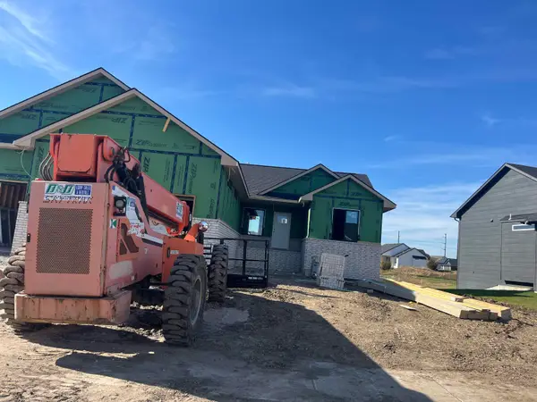 8471 W Pebble, Maize, KS 67101