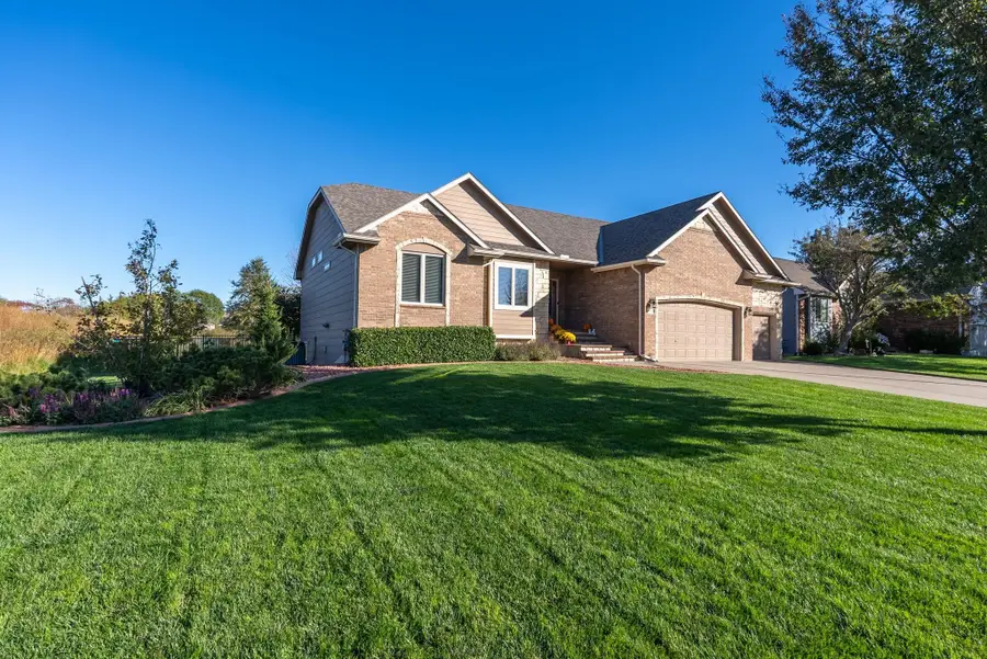 10307 W Westlakes Ct, Wichita, KS 67205 - Image #3