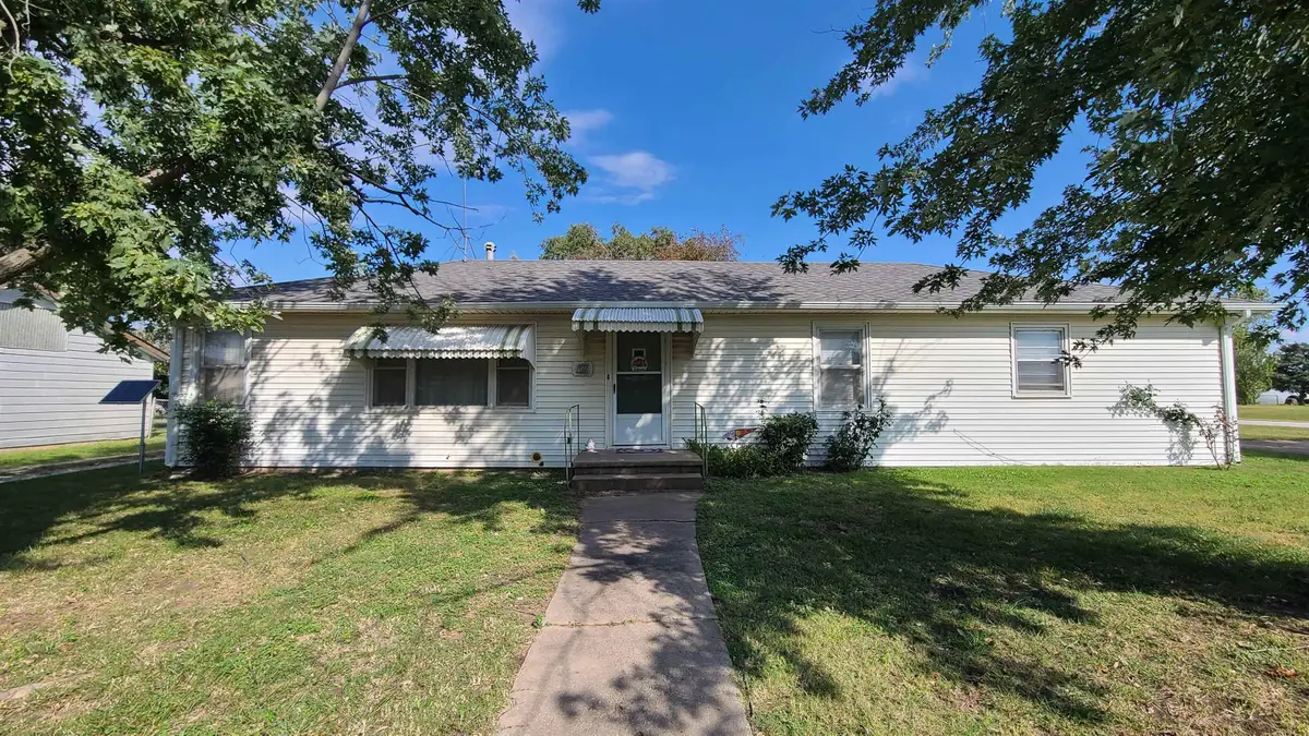 102 W Garfield Ave, Mayfield, KS 67103 - Image #1