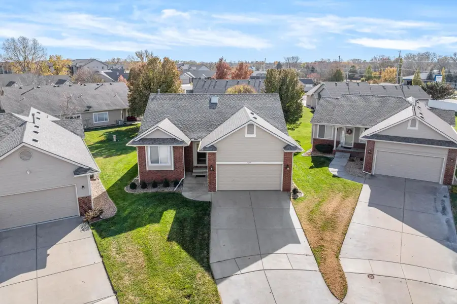 3219 N Westwind Bay Ct, Wichita, KS 67205 - Image #3