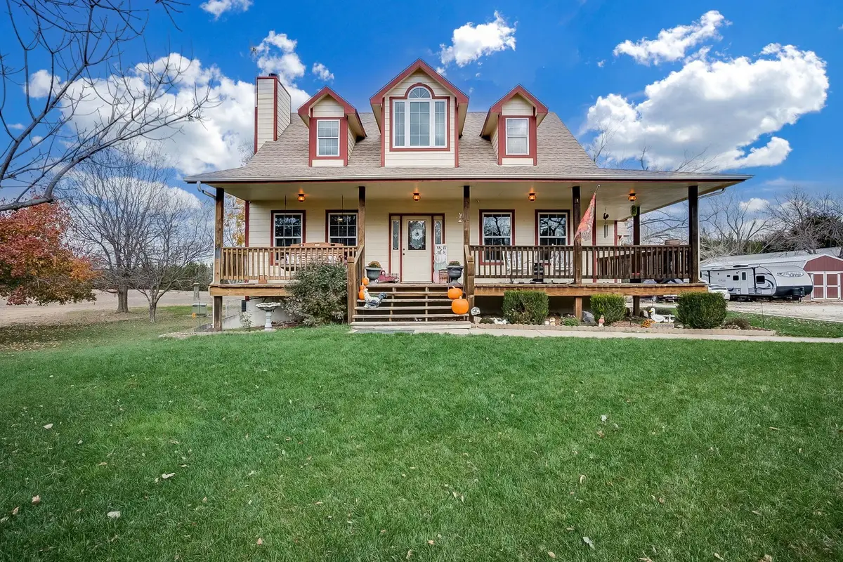 9226 Epping Ln, Halstead, KS 67056 - Image #1