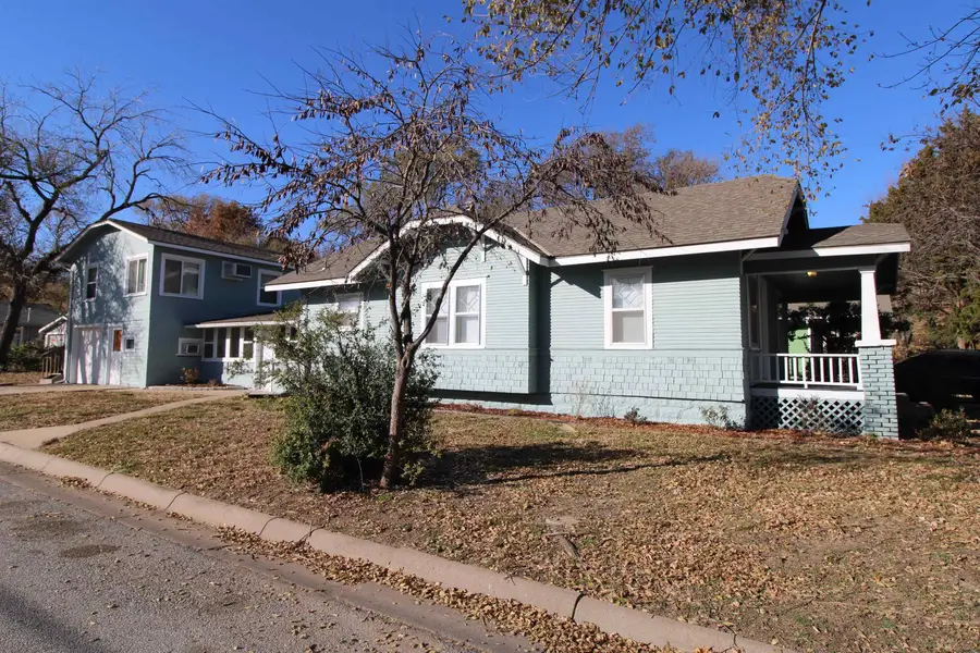 803 & 803 1/2 N Taylor St, El Dorado, KS 67042 - Image #2