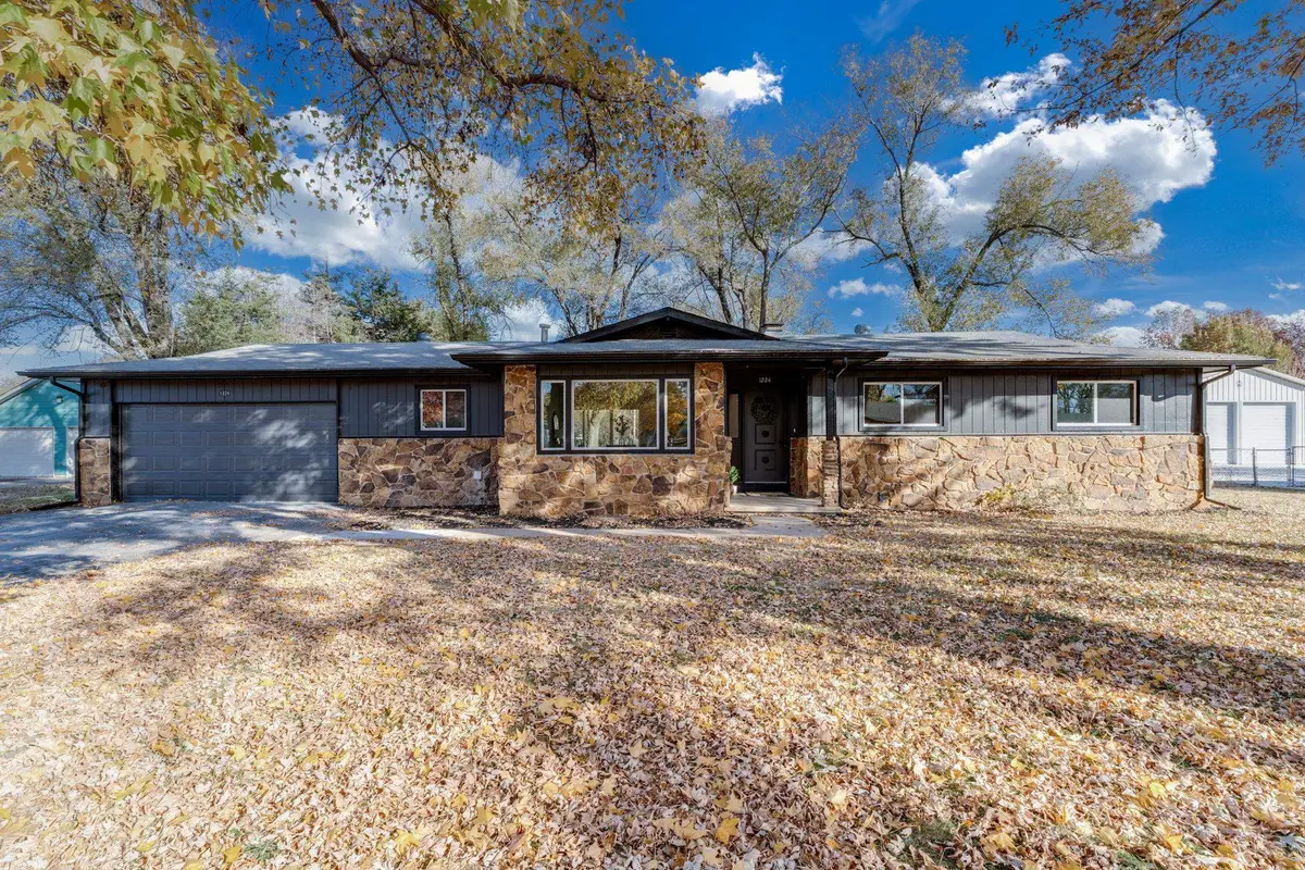 1224 S Keith Ave, Wichita, KS 67209 - Image #1