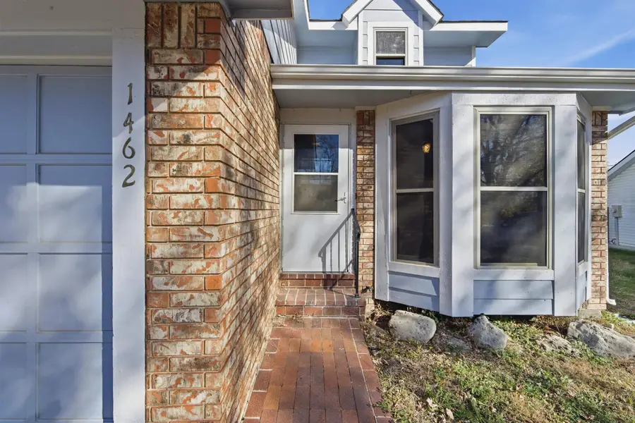 1462 S Goebel Cir, Wichita, KS 67207 - Image #2