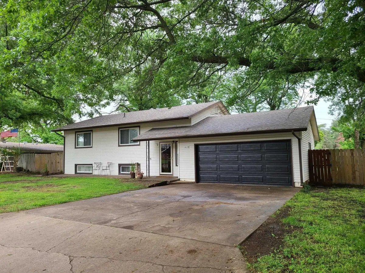 1419 E 14th Ave, Winfield, KS 67156 - Image #1