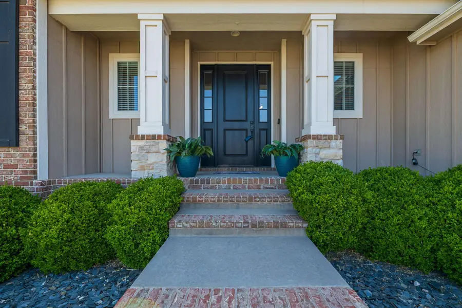 1836 N Split Rail, Wichita, KS 67230 - Image #2