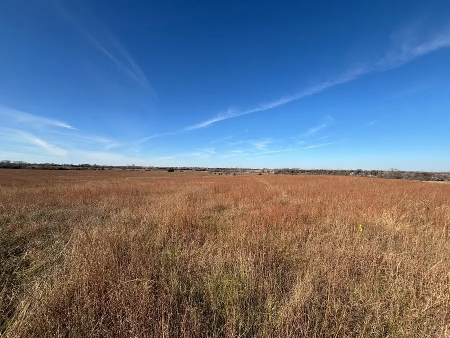 9815 S Rock Rd, Valley Center, KS 67147 - Image #2