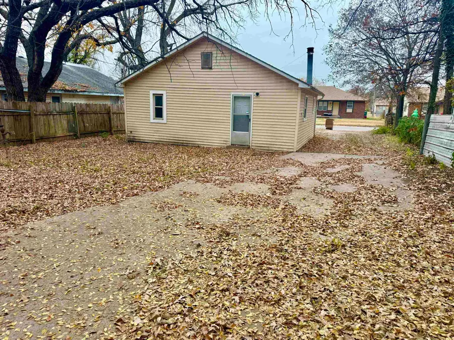 520 S Chase St, Wichita, KS 67213 - Image #3