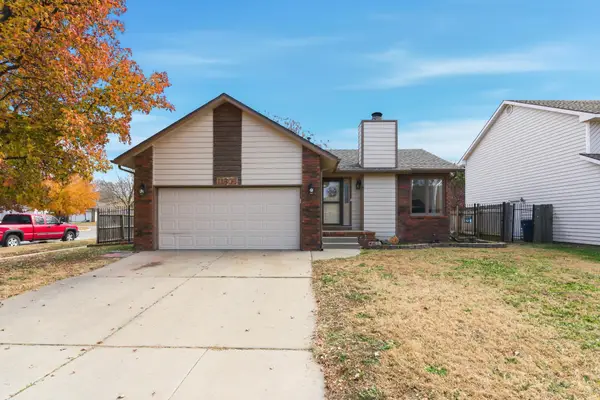 11605 W Binter Ct, Wichita, KS 67212