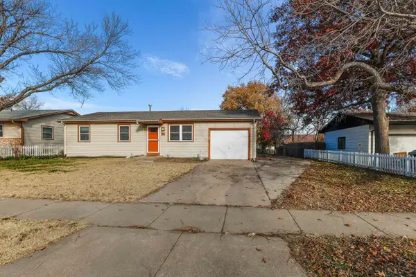 122 Swanee Dr., Goddard, KS 67052