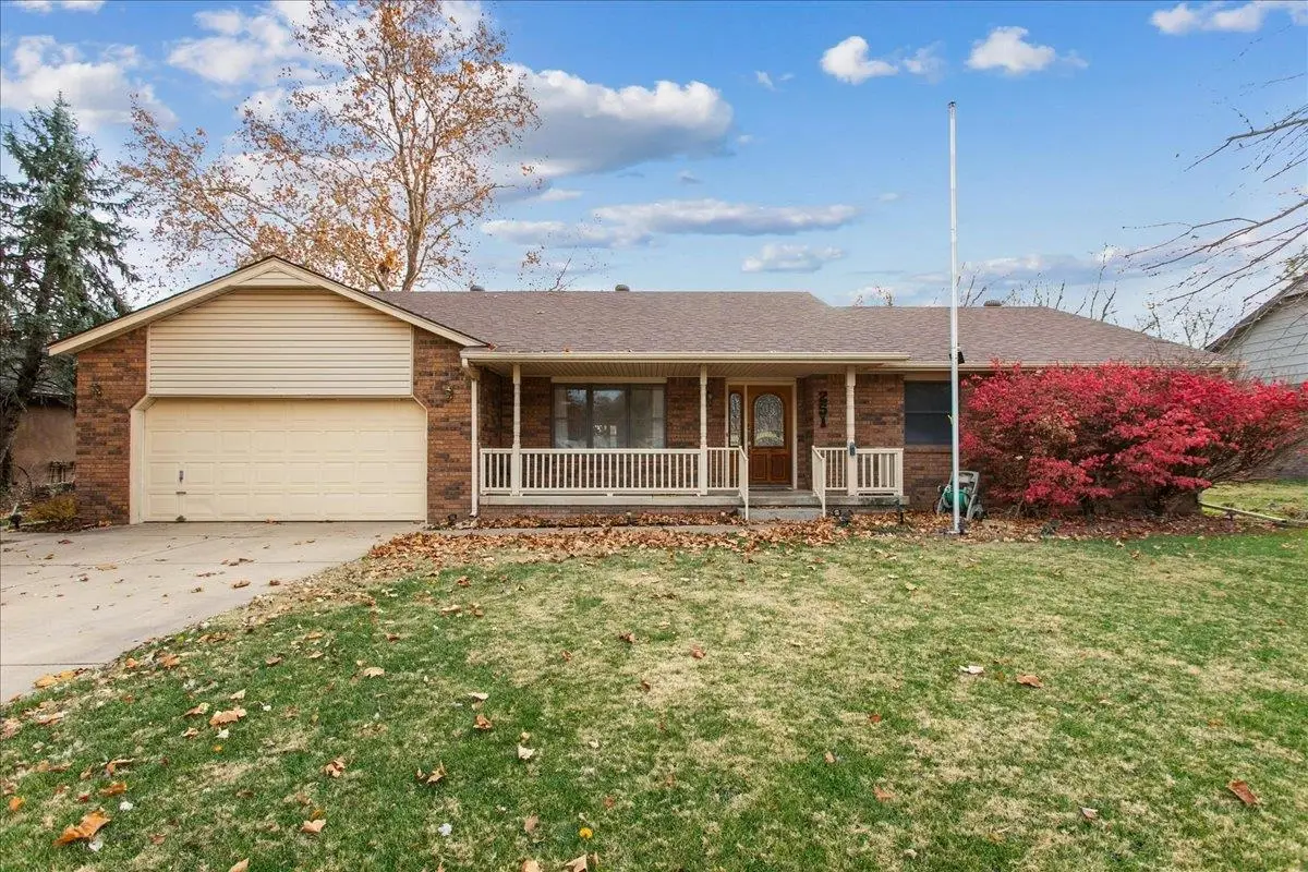 251 Michelle Drive, Clearwater, KS 67026 - Image #1