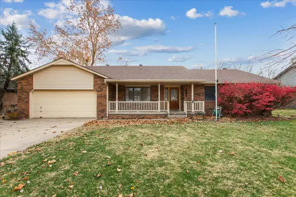 251 Michelle Drive, Clearwater, KS 67026