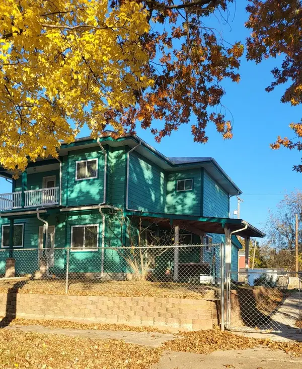 818 S C St., Arkansas City, KS 67005