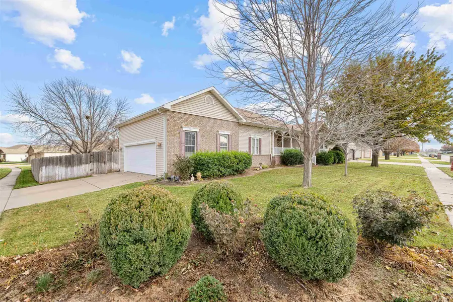 2247 River Trail Rd, Salina, KS 67401 - Image #2