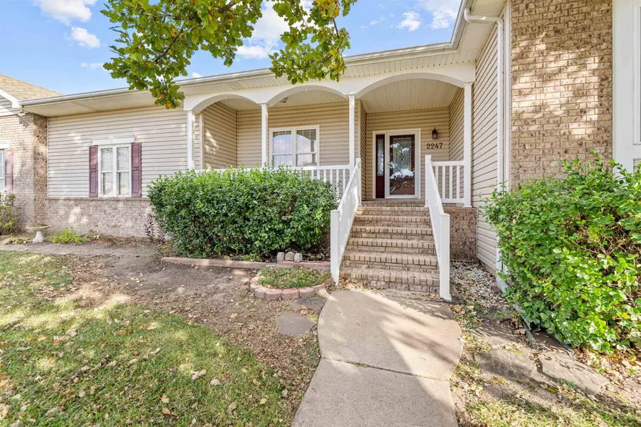 2247 River Trail Rd, Salina, KS 67401 - Image #3