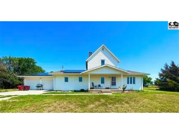 2352 Comanche Rd, Galva, KS 67443