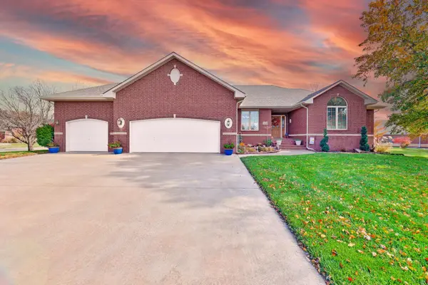 432 N Washington St, Cheney, KS 67025