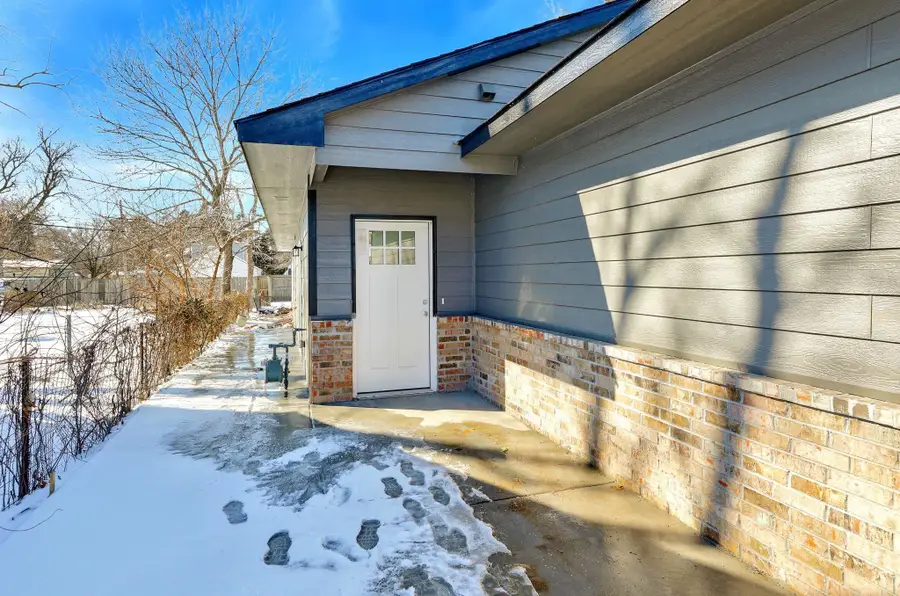 419 S All Hallows #100, Wichita, KS 67213 - Image #2