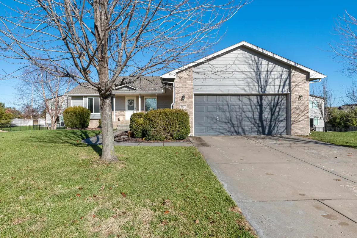 3521 N Valerie Cir, Wichita, KS 67205-3410 - Image #1