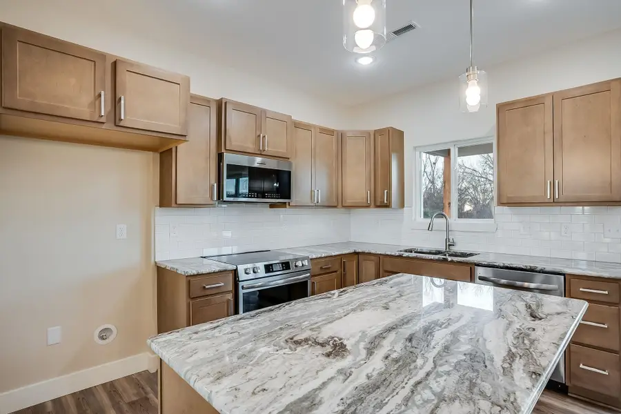 613 S Sweetwater, Maize, KS 67101 - Image #3