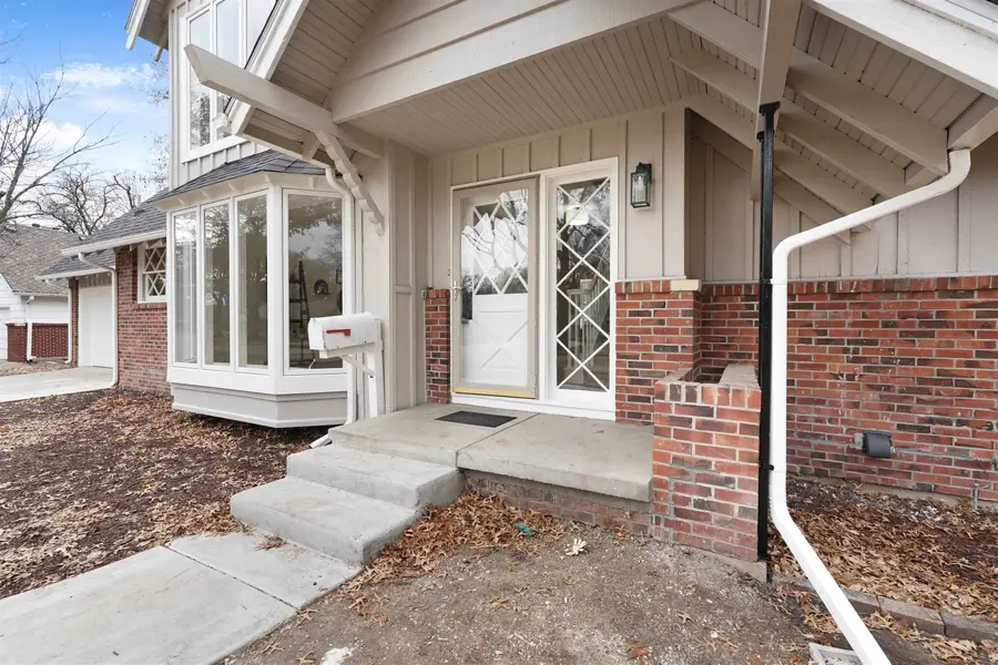 721 N Stratford Ln, Wichita, KS 67206 - Image #3