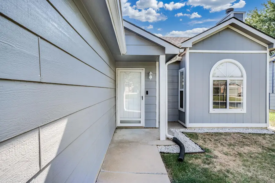 1218 S Goebel St, Wichita, KS 67207 - Image #2