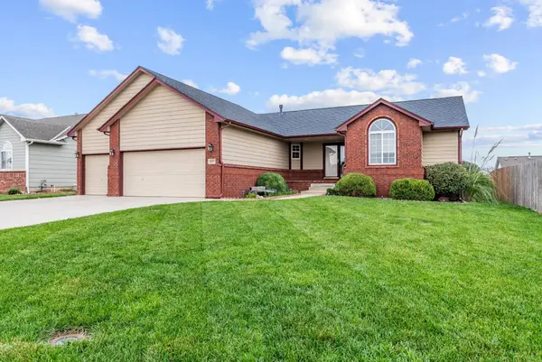 4517 S Doris Ct, Wichita, KS 67215