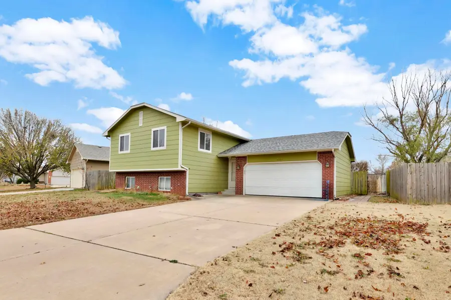 1027 Pembroke Rd, Augusta, KS 67010 - Image #2