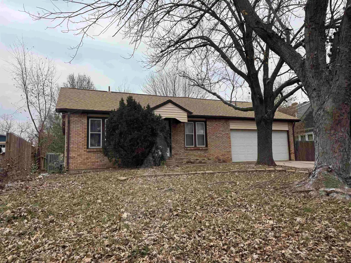 936 N Young, Wichita, KS 67212 - Image #1