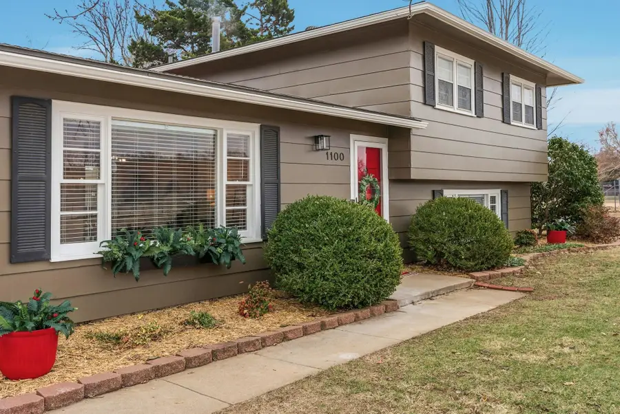 1100 N Dunsworth Ave, Wichita, KS 67212 - Image #2