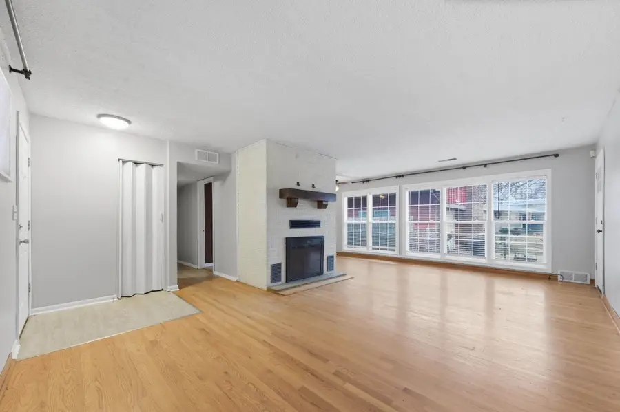 3810 E Pawnee Ct, Wichita, KS 67218 - Image #3