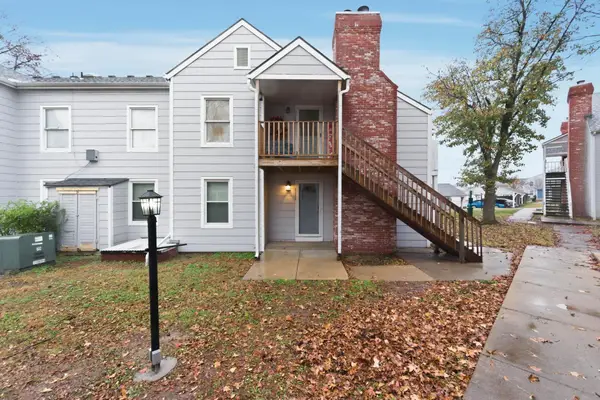 1717 S Cypress St #1112, Wichita, KS 67207