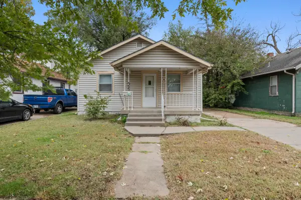 222 S Edwards Ave, Wichita, KS 67213