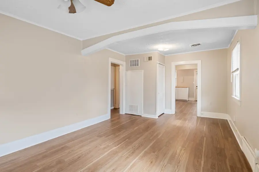 222 S Edwards Ave, Wichita, KS 67213 - Image #2