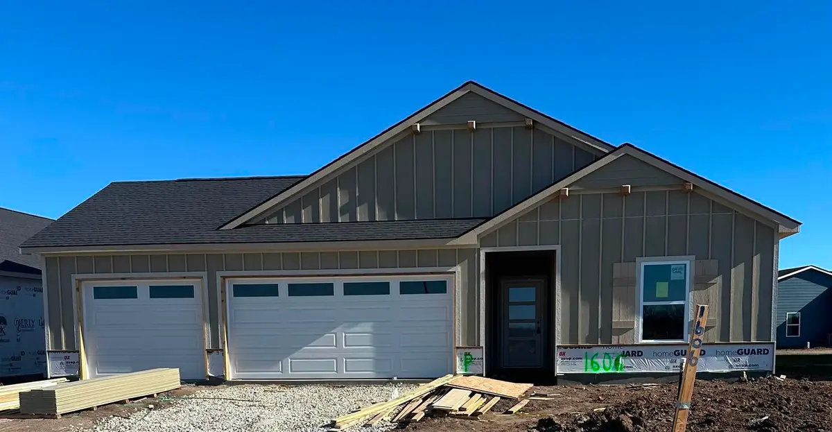 1606 N Topaz Ln, Mulvane, KS 67110 - Image #1